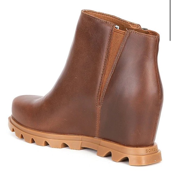 Sorel
Joan of Arctic Waterproof Leather Wedge Zip Booties - Picture 3 of 16